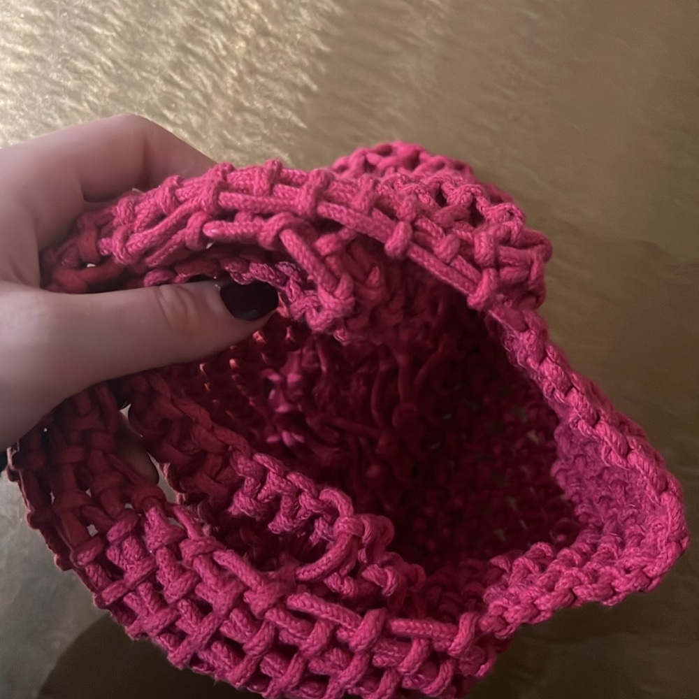 NEW Pink Crochet Beach Bag - Picture 4 of 4